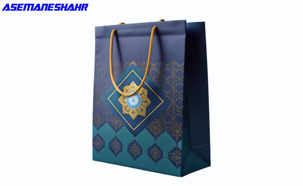 ساک دستی کادویی آبی با طرح هندسی طلایی | بسته بندی شیک و جذاب هدیه