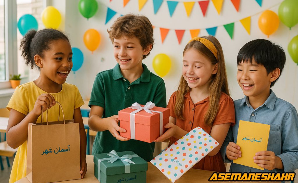 تنوع بسته‌ بندی هدیه و جشن مدرسه آسمان شهر؛ کودکان در حال تبادل هدایا با بگشاپ و پاکت‌ های طرح‌ دار.