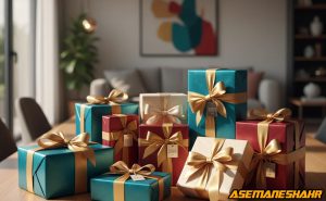 جعبه‌ های کادوی لوکس آسمان شهر با روکش آبی، قرمز و کرم و روبان‌ های طلایی ساتن، چیدمان روی میز چوبی در دکور مدرن خانه با نور.